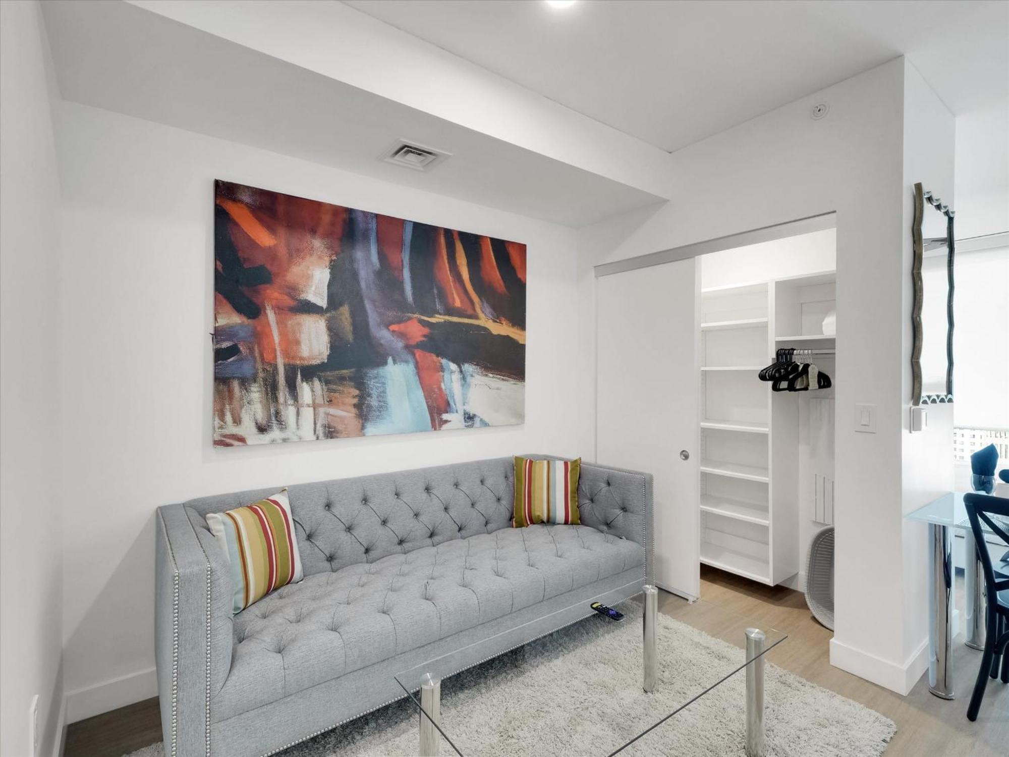 Global Luxury Suites At Downtown 피닉스 외부 사진