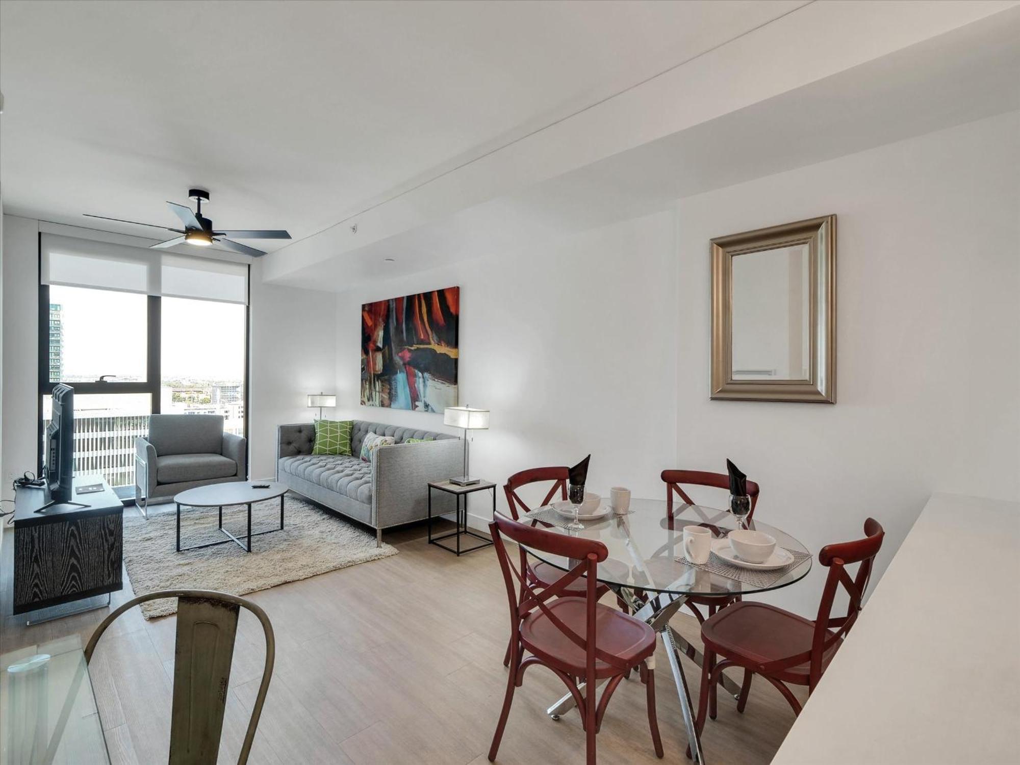 Global Luxury Suites At Downtown 피닉스 외부 사진